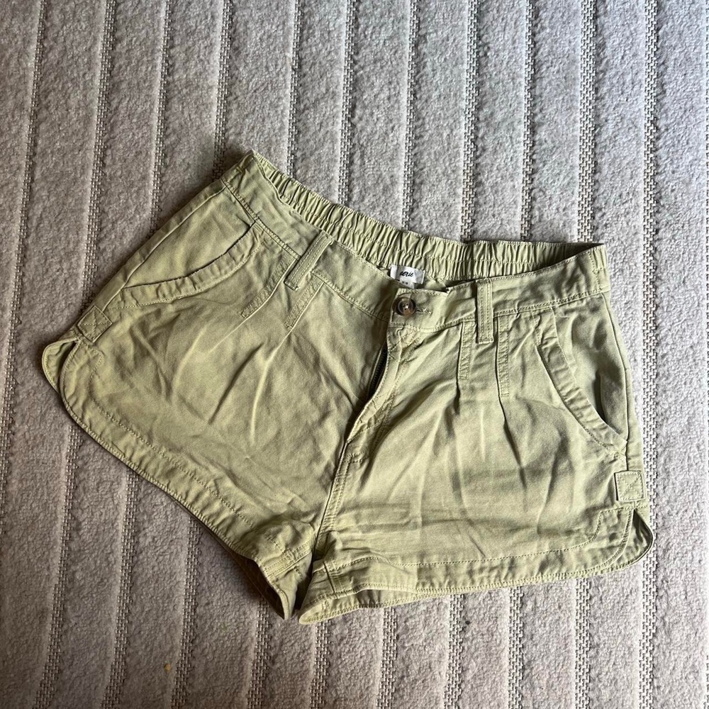 Aerie Shorts Womens Medium Comfy Olive Green Boho Coquette Summer Party